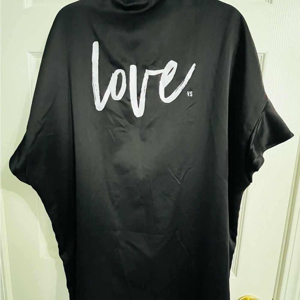 Black VS Love Kimono